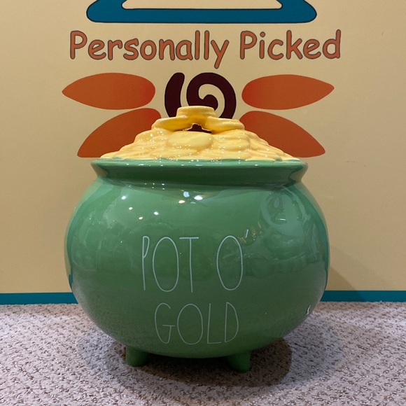 Rae Dunn POT O’ GOLD